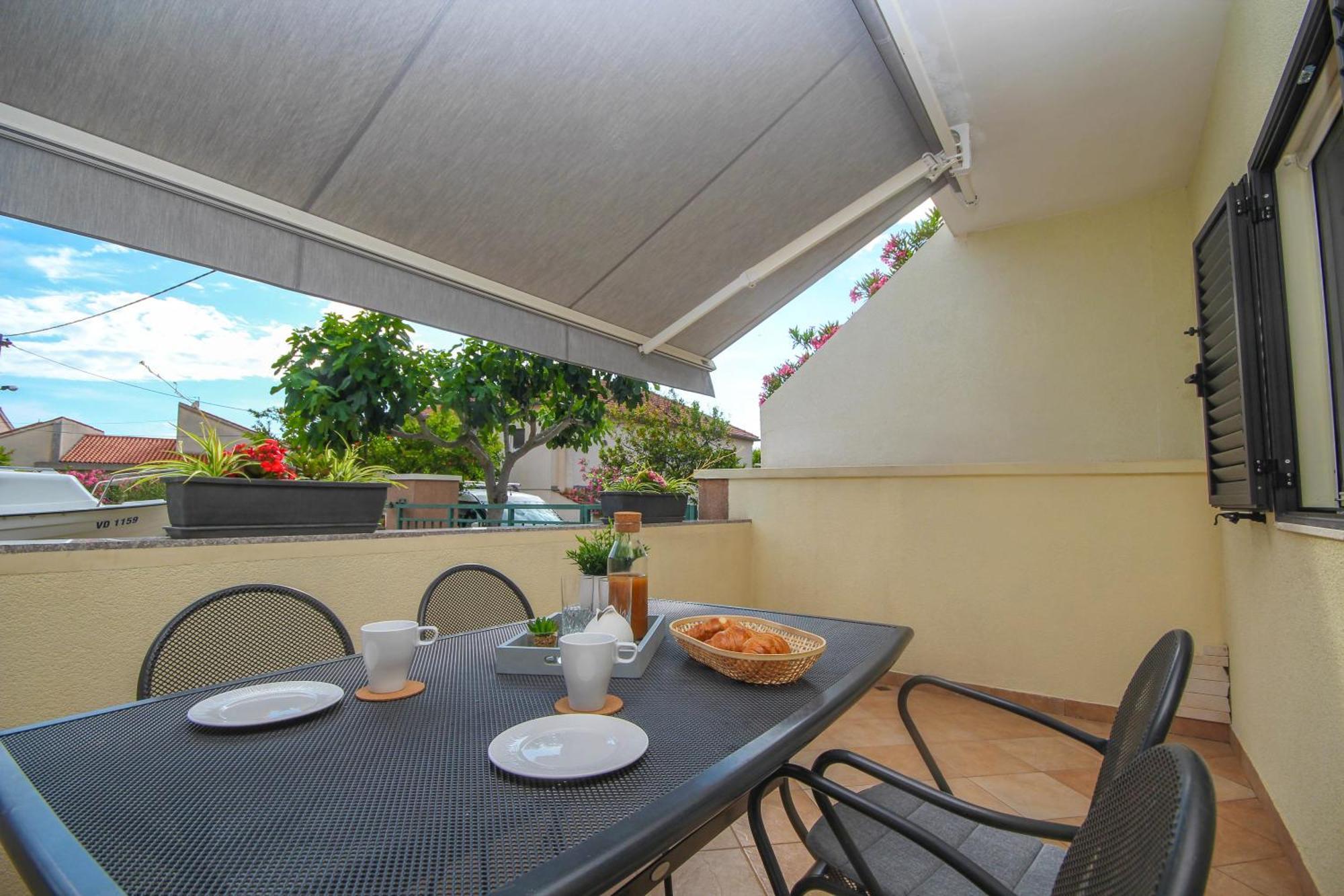 Family Petrov Apartments Vodice Chambre photo